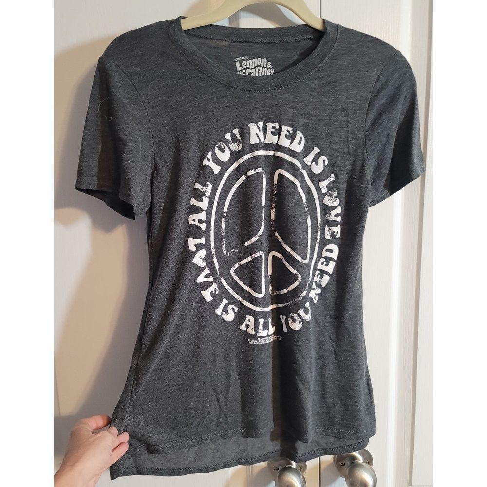 All You Need Is Love, John Lennon and Paul McCartney‎ T-Shirt size XS